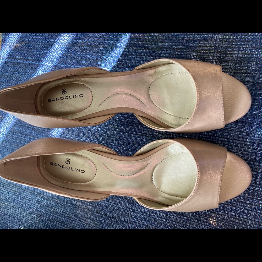 Nude Pumps - image 1